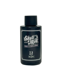 Envase de Skull Men Matte Powder To Wax 25g, polvo transformable en cera para peinado.